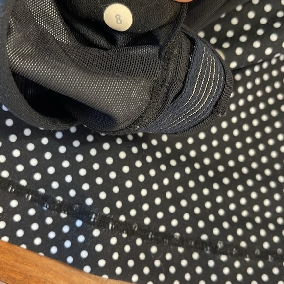Lululemon athletica tank top size women’s 8 in black polka dot - Picture 6 of 7